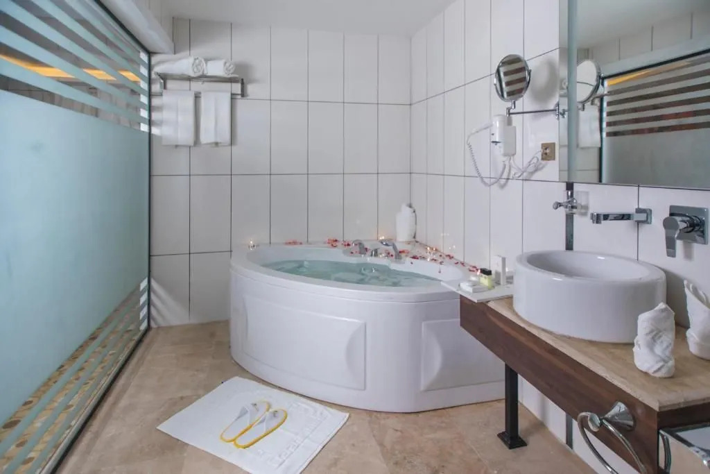 Diamond Hotel