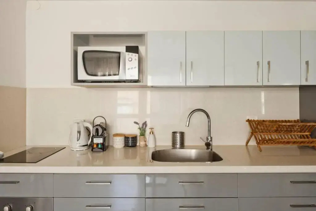Gordon beach! 2 bedrooms great location