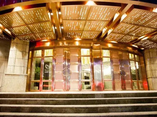 Weng'an Wanhe International Grand Hotel (Jinmei Times Square County Government)