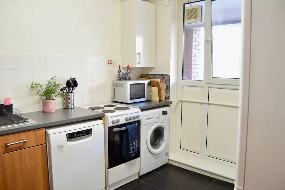 Spacious 3 Bedroom Family Home in Vauxhall