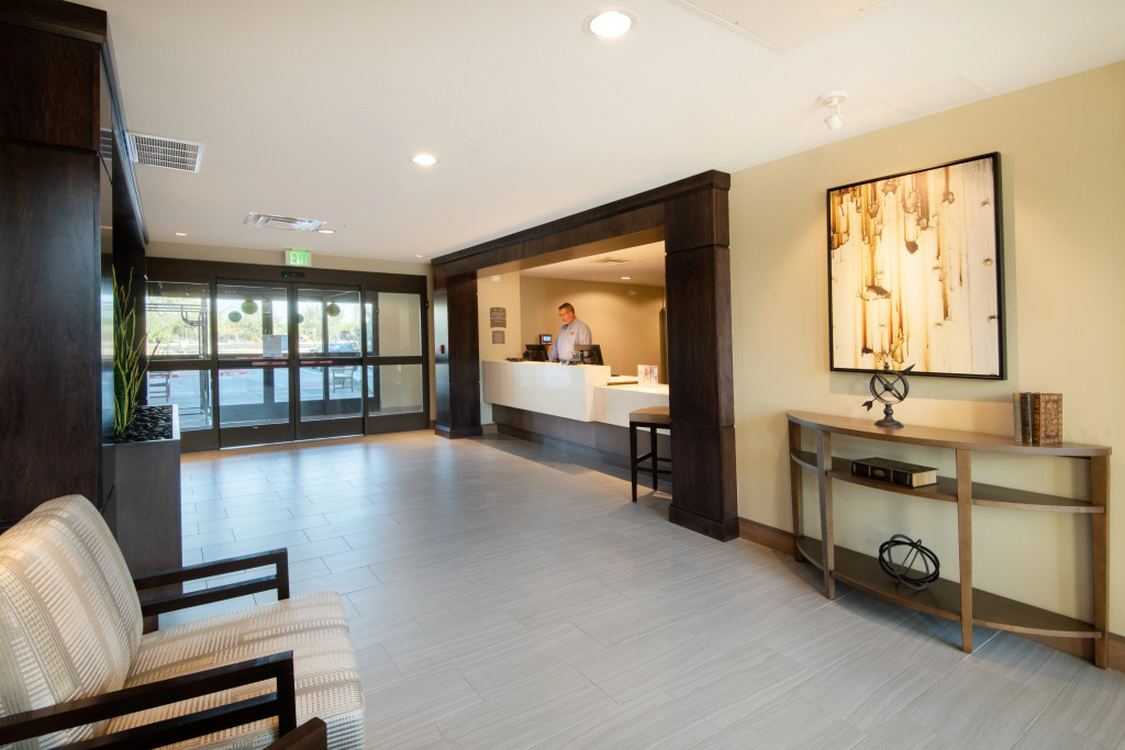 Staybridge Suites - Scottsdale - Talking Stick by IHG