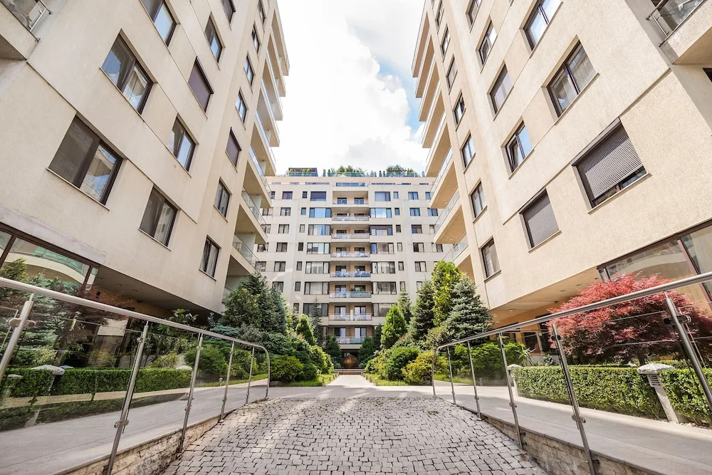 Herastrau Luxury Residence