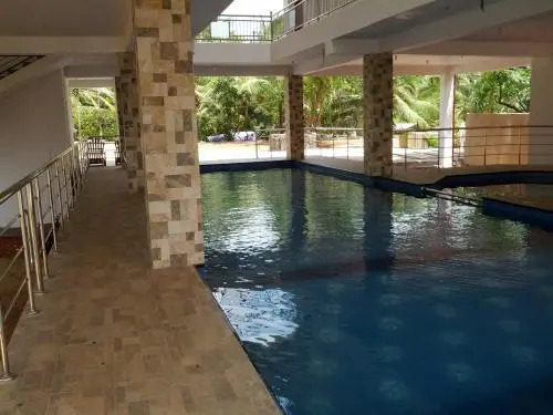 Happy Leoni Hotel