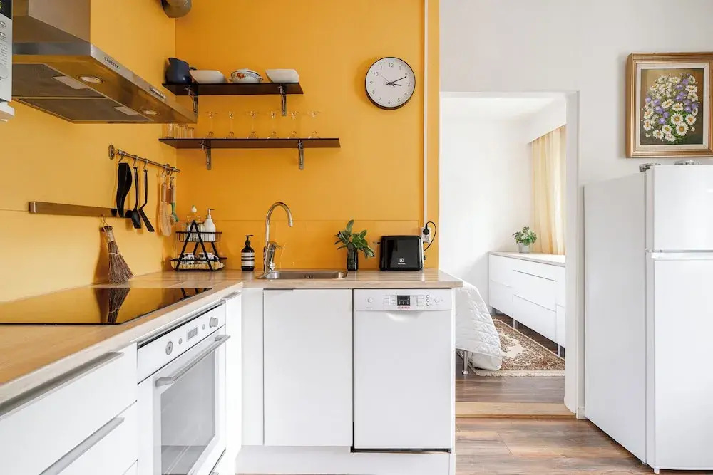 Lovely 1Br Apt. in Calm Neighbourhood