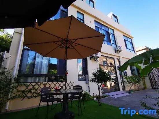 Ziyi Courtyard Guesthouse