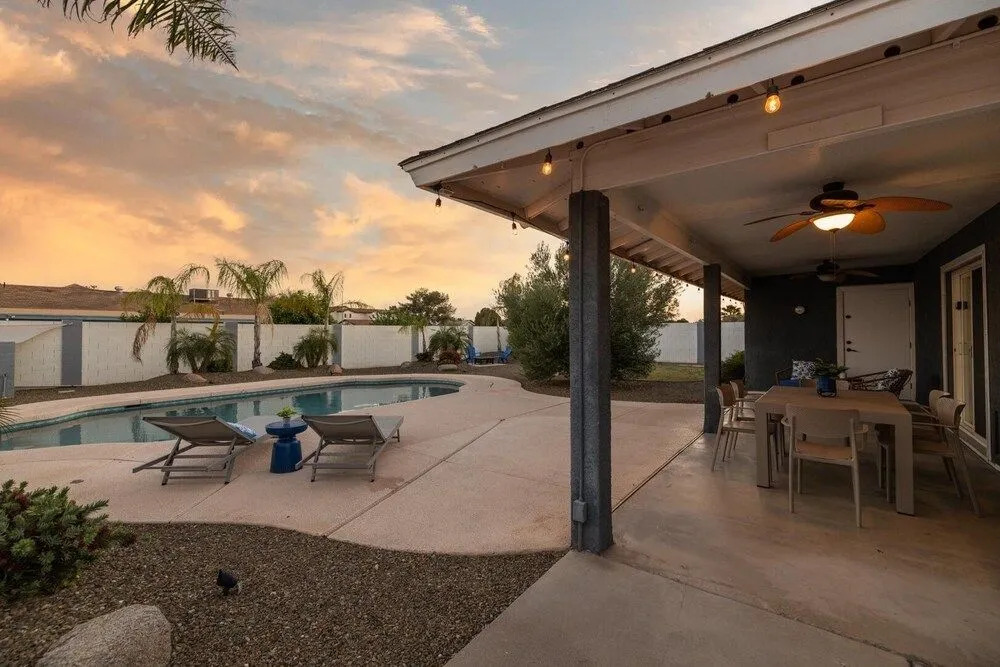 Mesa Garnet 4 Bedroom Home by RedAwning