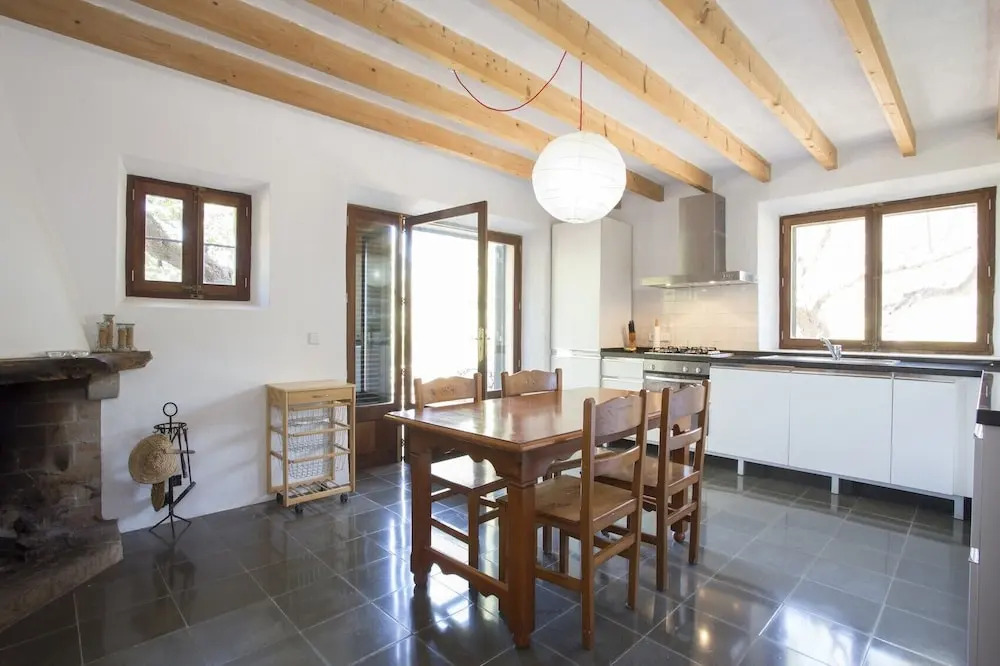 Es Coco Mountain Cottage in Sóller by PriorityVillas