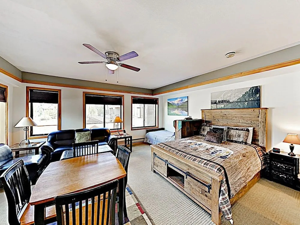 1205 W Keystone Road Condo Unit B-2782