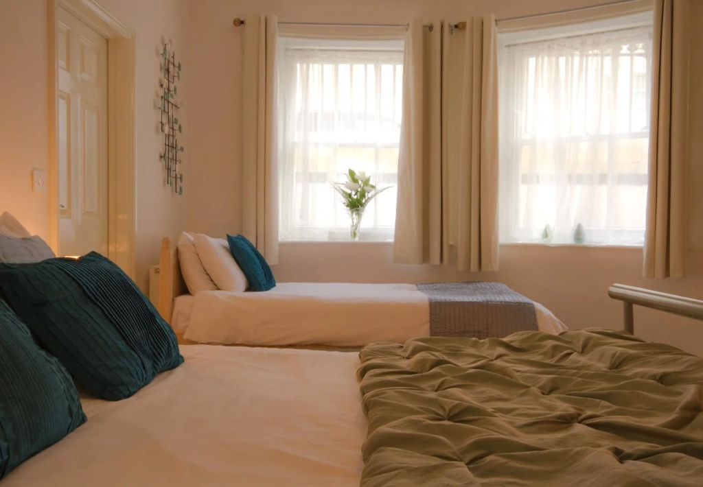 The Guesthouse East
