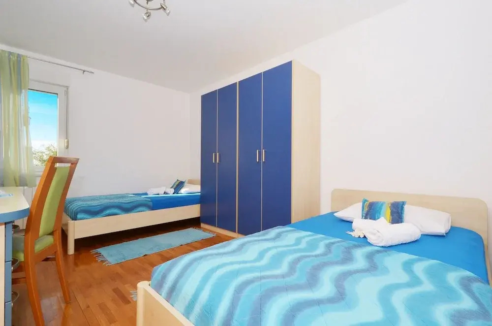 Lilly - spacious 3 bedroom apartment