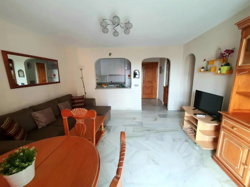 VIVE BENALMÁDENA JARDINES GAMONAL, CENTRICO Y TRANQUILO, 700m a la playa