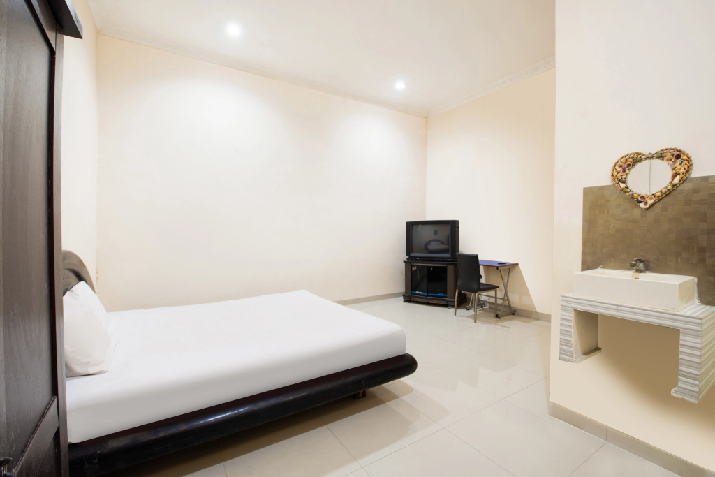 OYO Life 3053 Kost Putra Mm