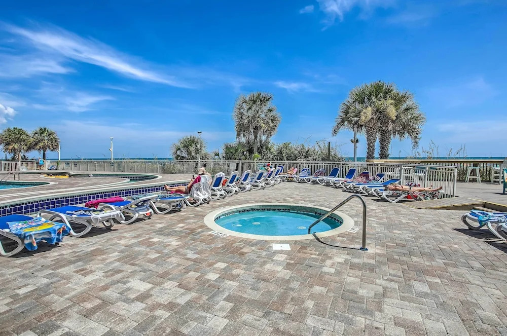 Oceanfront North Myrtle Beach Gem: Pools Access!