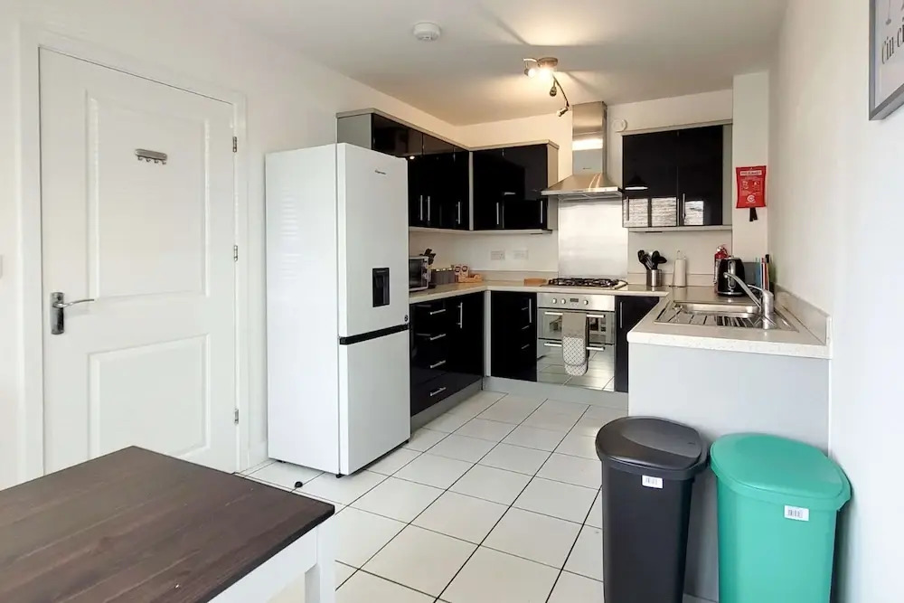 Last Minute Deals 4BR House of Four Chimneys