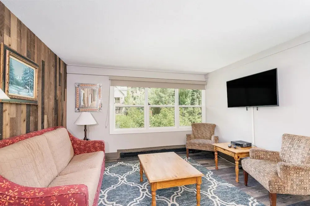 Mountainside Inn 213 1 Bedroom Condo by Alpine Lodging Telluride