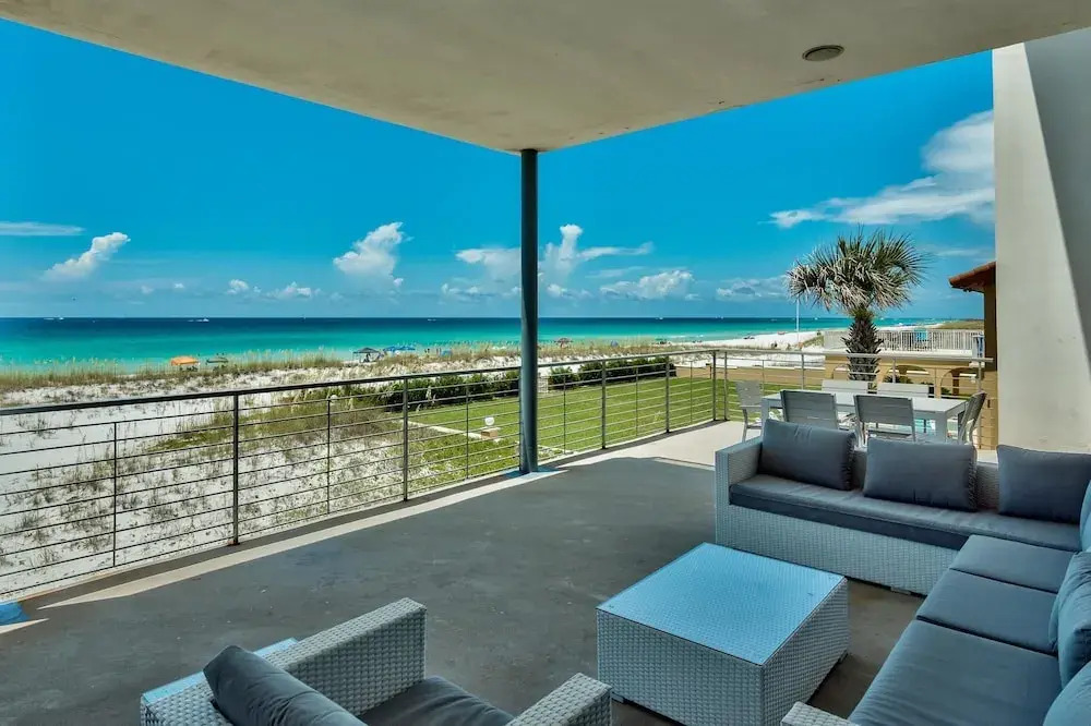 The White House of Holiday Isle 6 Bedroom Holiday Home by Five Star Properties
