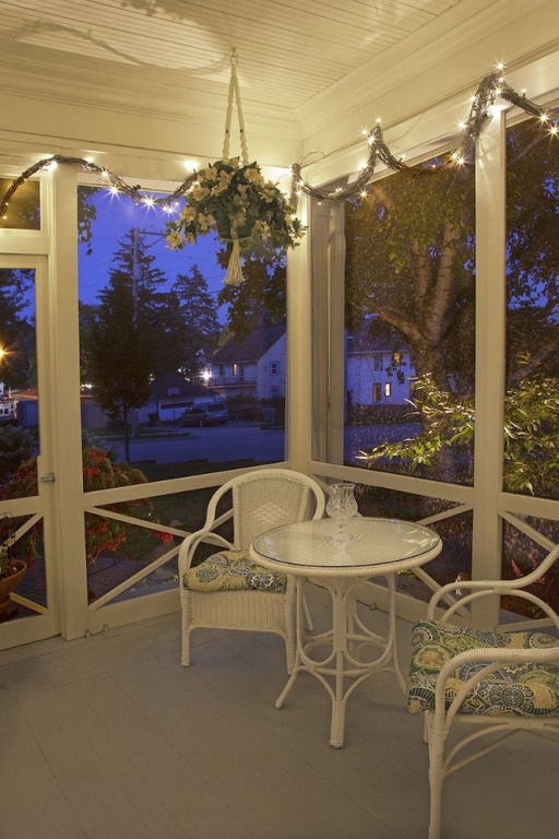 Honeybee Inn Bed & Breakfast