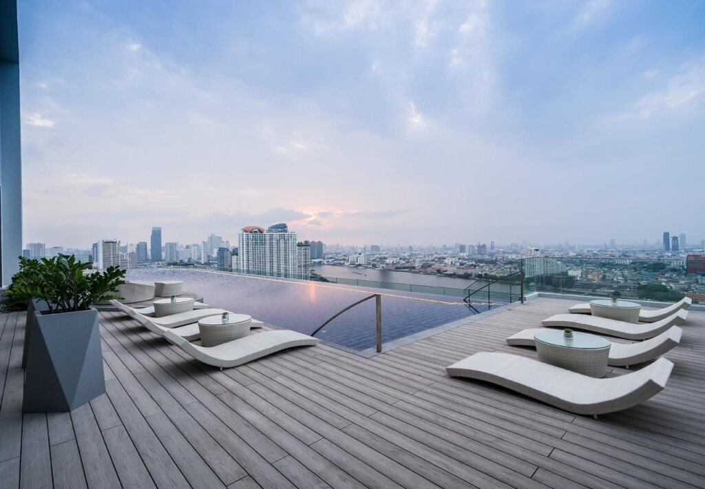 Avani Plus Riverside Bangkok Hotel