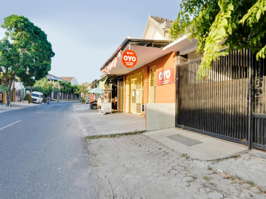 RedDoorz Syariah At Danau Maninjau Sawojajar