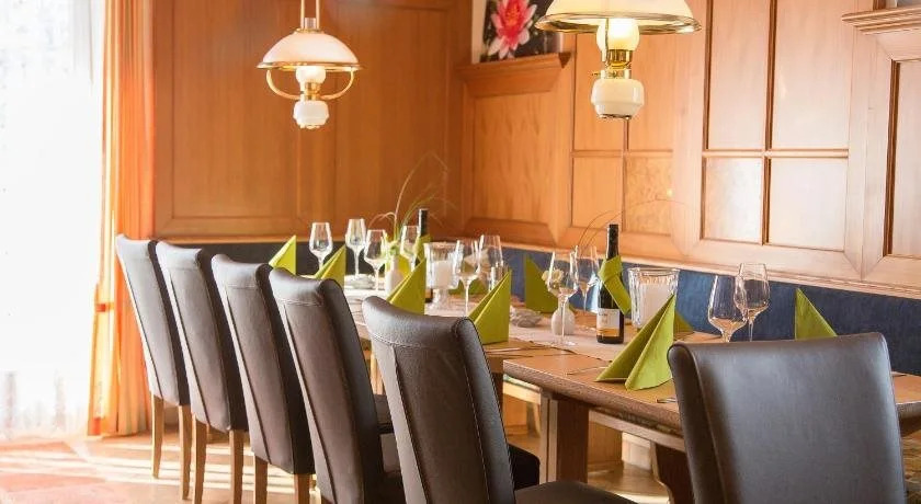 Hotel Dorfcafe Unken