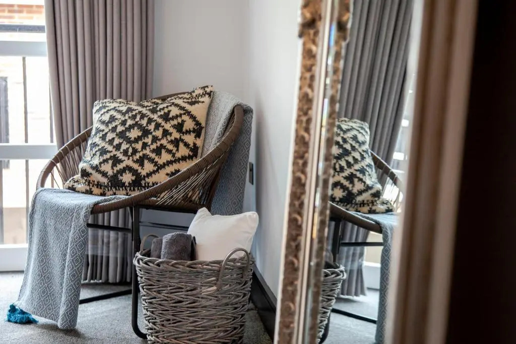 Stunning LUX Scandinavian style apt for 5 Parking
