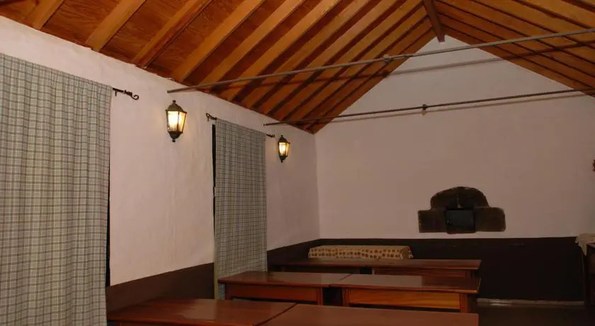 Aula-Albergue De La Naturaleza La Laurisilva