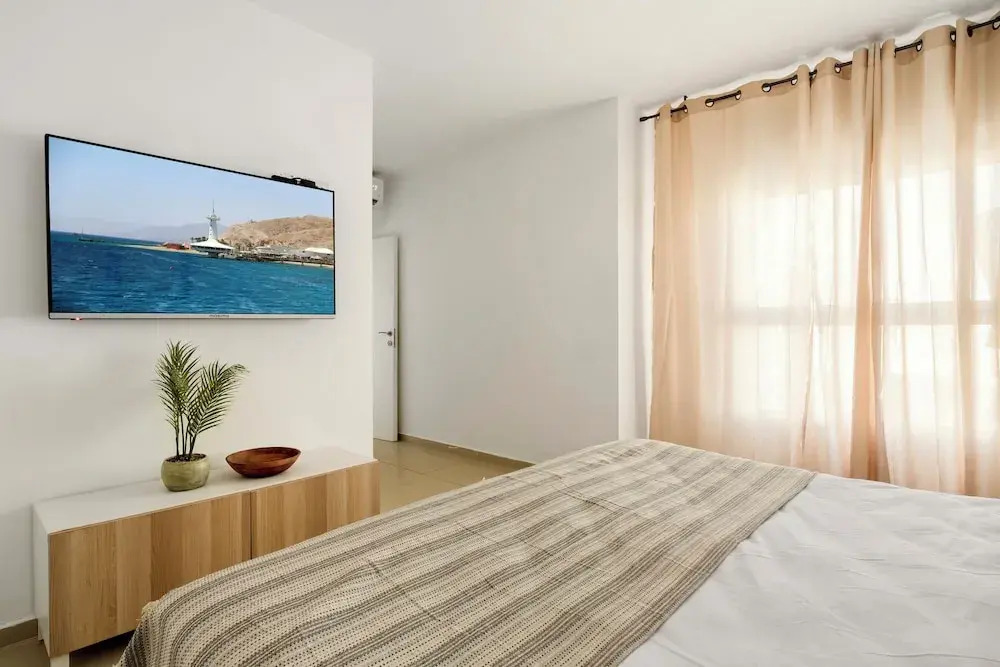 MAMAD - Sea View Beach Penthouse by Sea N' Rent
