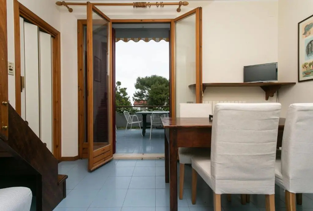 M134 -Marcelli, quadrilocale con terrazzo a 50mt dal mare