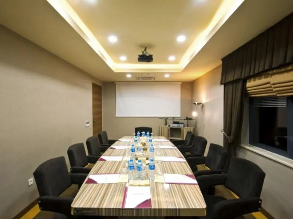 Volley Hotel İzmir