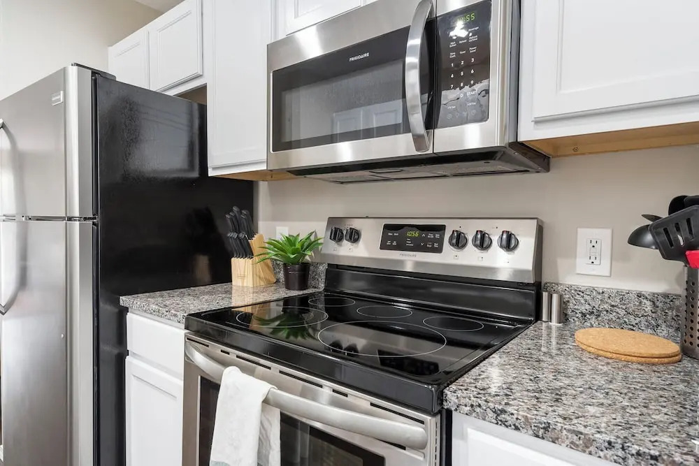 Stonewall Haven - Dual Condos!