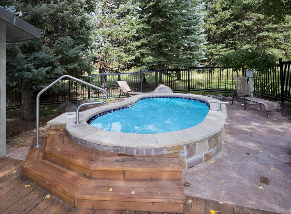 Coldstream #18 3 Bedroom Townhouse