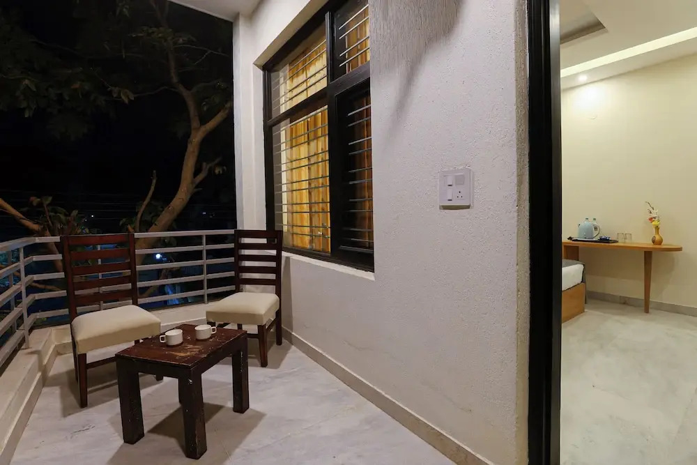 OPO Essential, Sector 21 Gurgaon