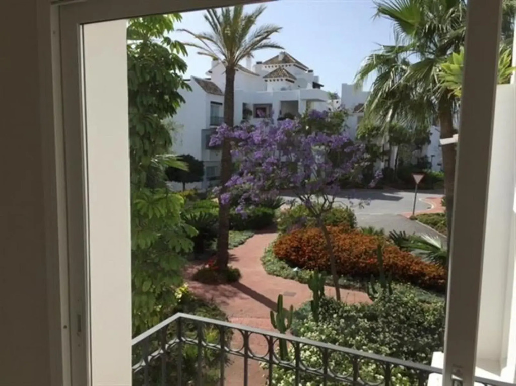 Seaview Flat Benahavis-marbella
