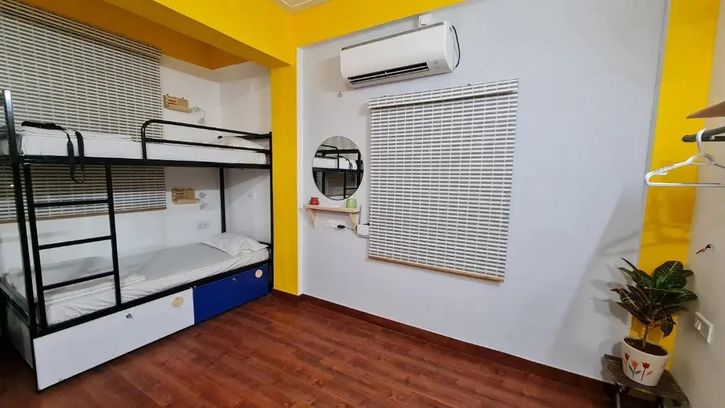Hoshtel99 - Stay, Cowork & Cafe