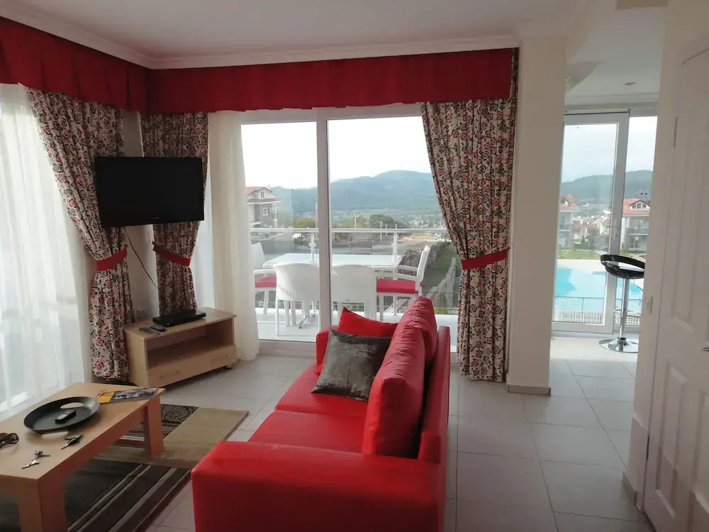 Garden Apartments G3 by Turkish Lettings