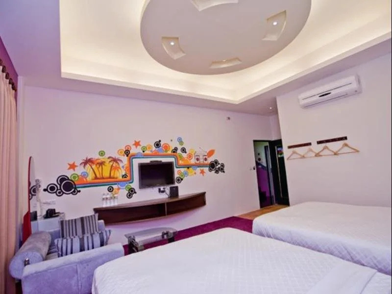 Wave Melody Inn