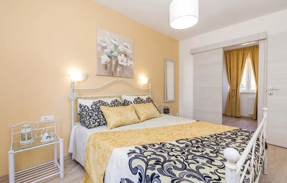 Cozy Home In Icici With House Sea View