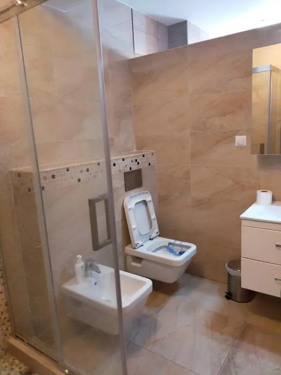Hunyadi Luxury Dna Stanca 1