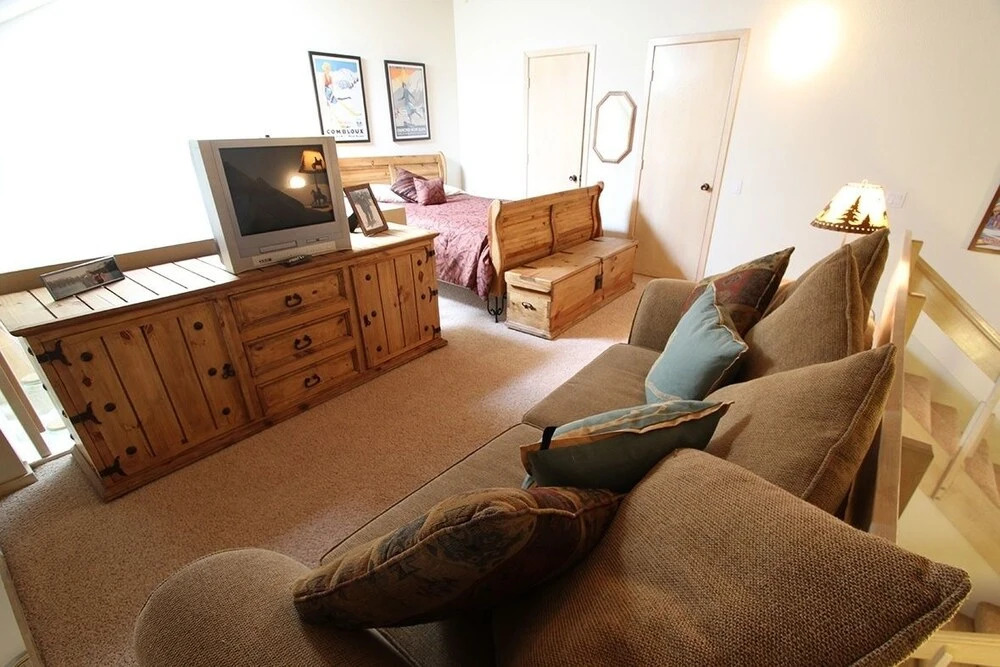 Snowcreek #562 3 Bedroom Condo