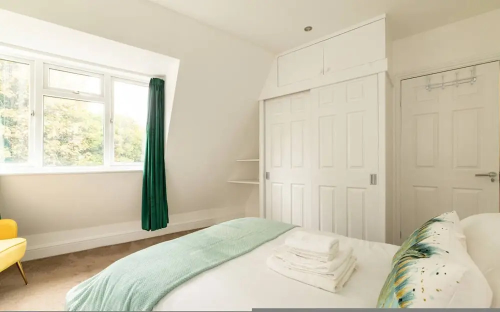 Your Home Away Newly Refurbished 3BR in Wandsworth