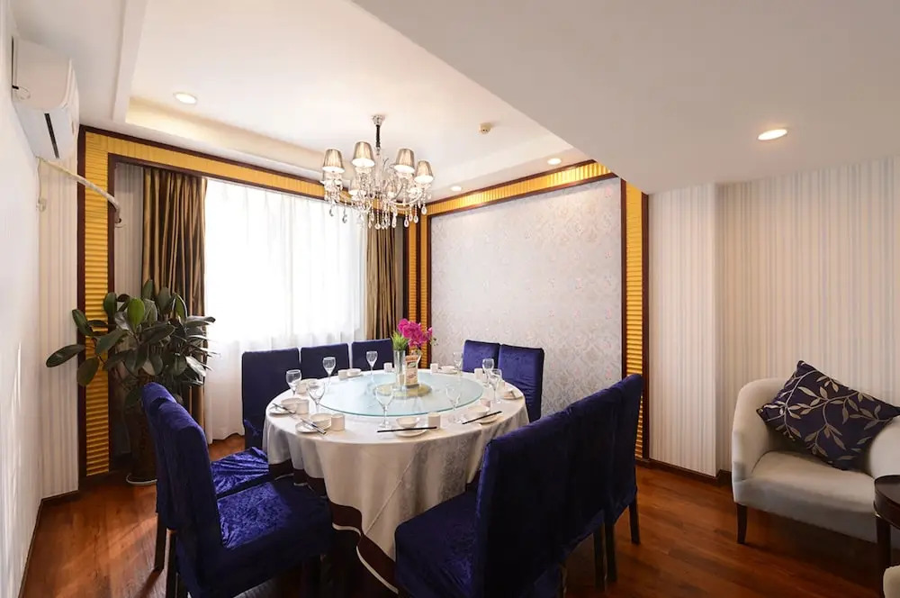 Very Nice Hotel