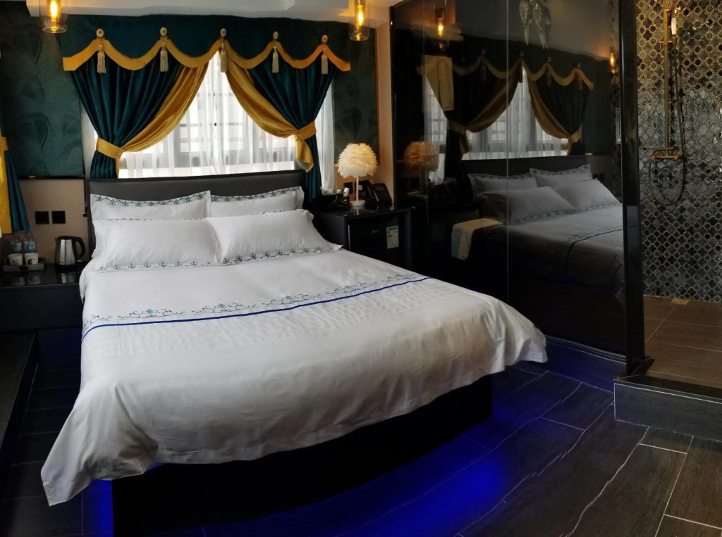 Star City Hotel