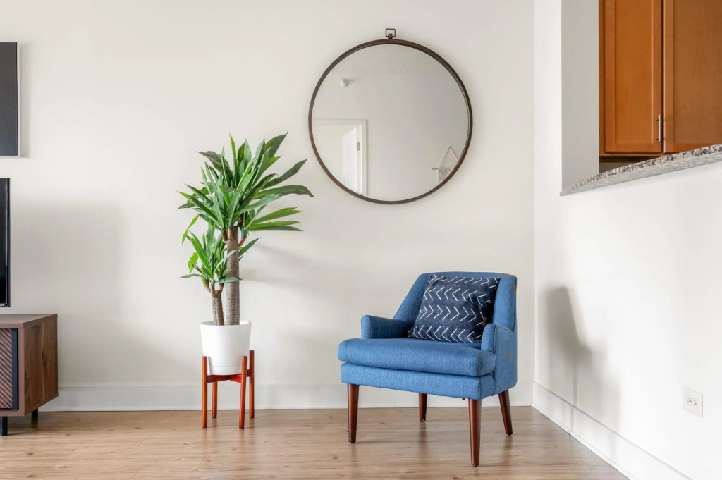 Chicago | Hip 1BD/1BA South Loop Apartment