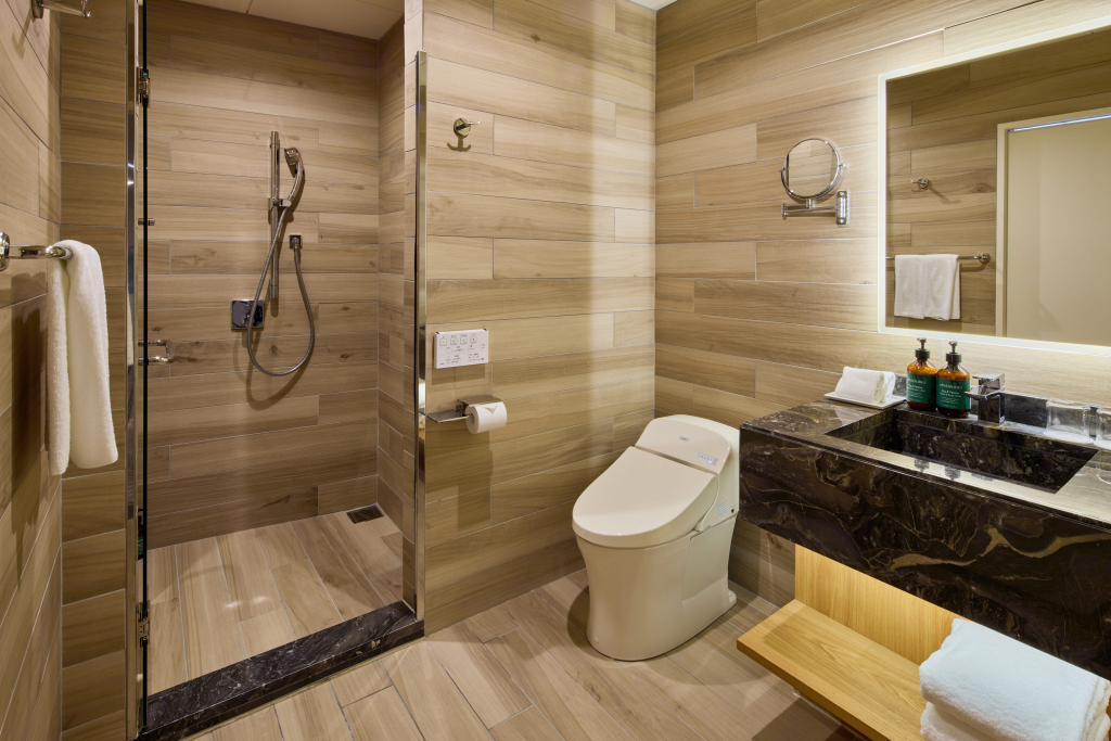 ANA Crowne Plaza Resort Okinawa Uruma Hills By IHG