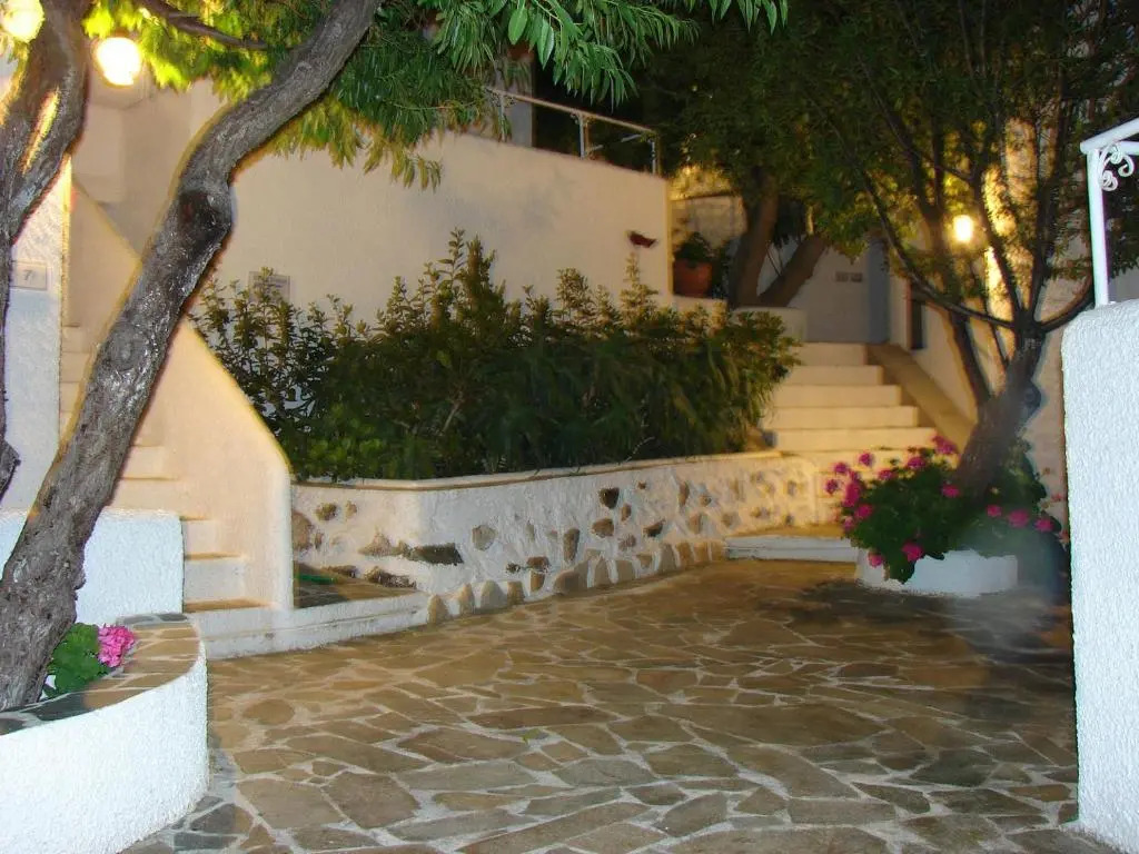 Aegean Home - Studios & Apartments