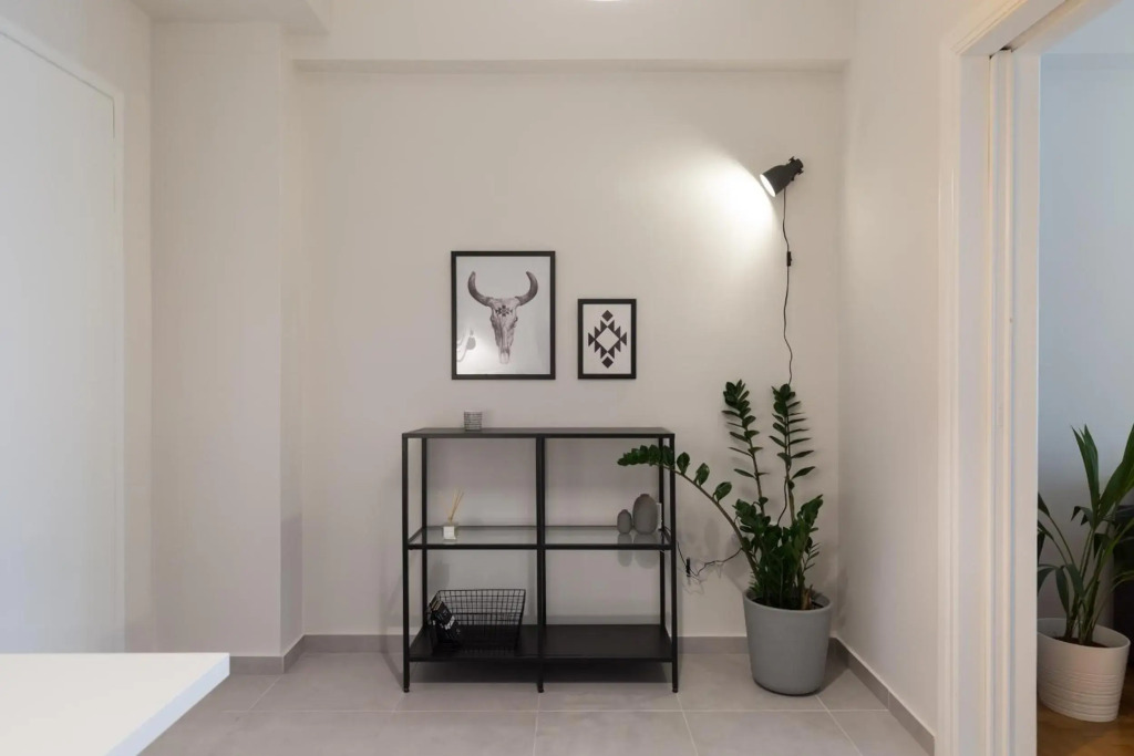 Modern Flat next to the USA Embassy by UPSTREET