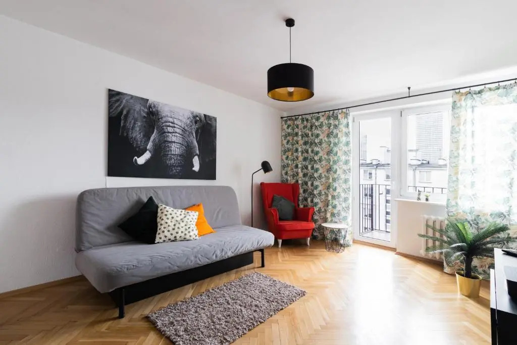 PiotrApartments - Central Warsaw - Walk Everywhere in Central Warsaw