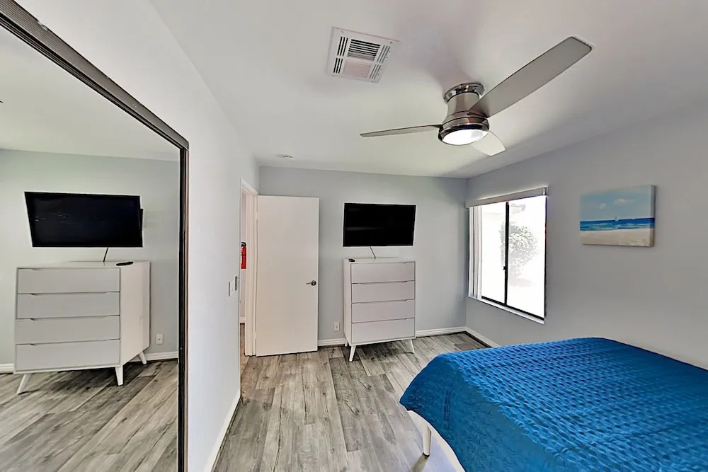 27055qui 3 Bedroom Home