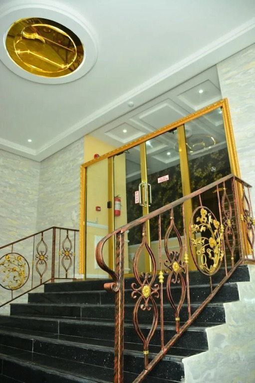 LJ Grand Resort