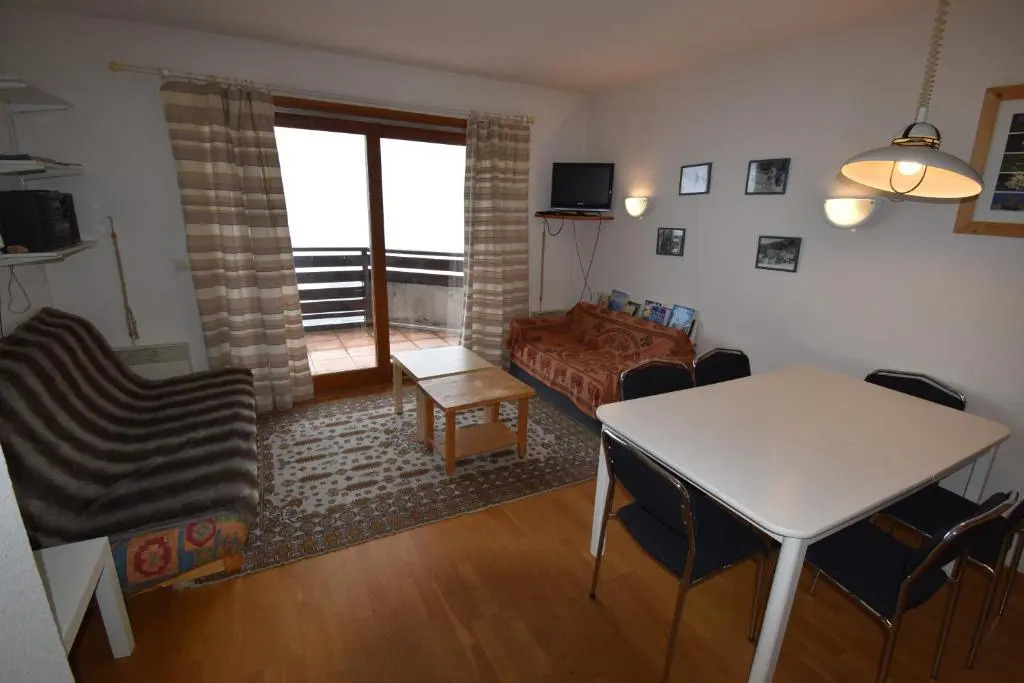 Vaujany Locations - Cochette II Apt 1 & 2